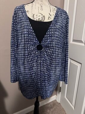 Sag Harbor Blue and White Knit Top with Front Ring Accent